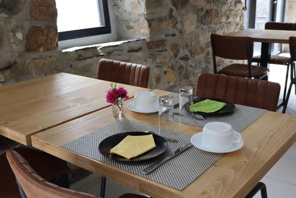 Le Relais De Porz Morvan Plomodiern Εξωτερικό φωτογραφία
